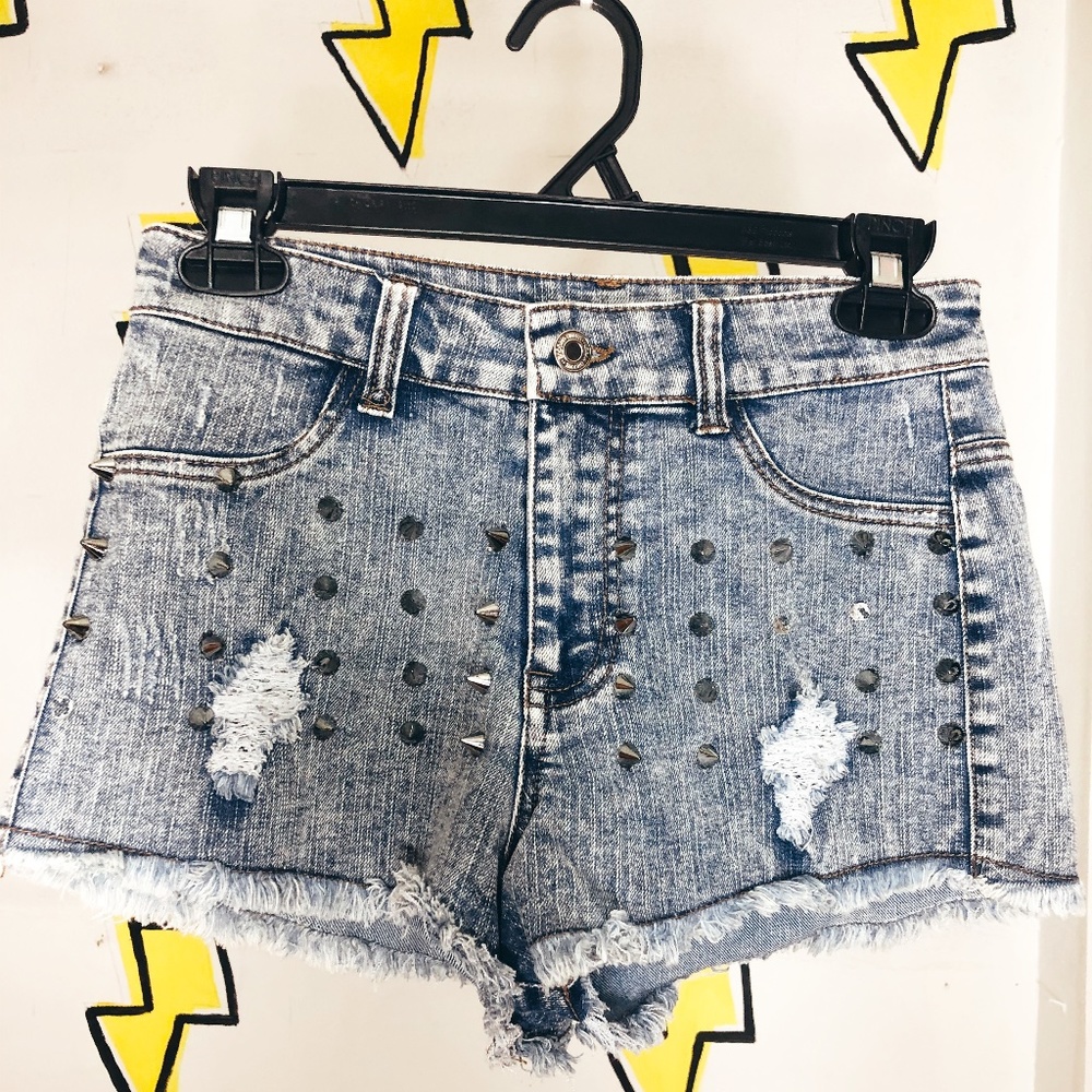 Trendy Faded Punk Studded Jean Shorts